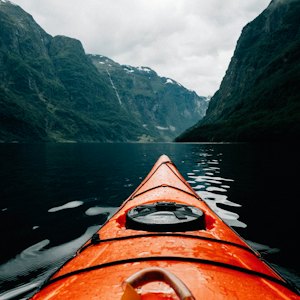 Kajak na fiordzie